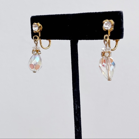 Vintage Gold Tone CZ Aurora Borealis Crystal Bead Dangle Clip Earrings 1.25” - Picture 3 of 11